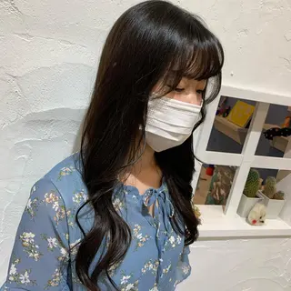 ロング 吉田 夢のヘアスタイル