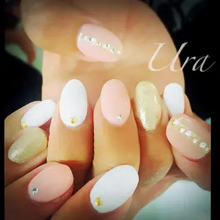 ネイル UrakoNail 《nail》のネイルデザイン