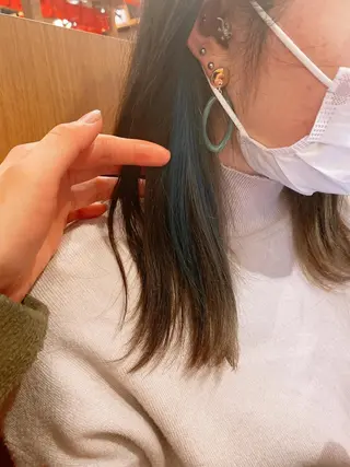 カラー 大森 有紗のヘアスタイル
