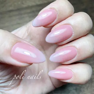 ネイル poli nailsのネイルデザイン