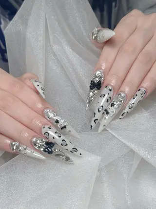 ネイル Maggie Nail🦩のネイルデザイン