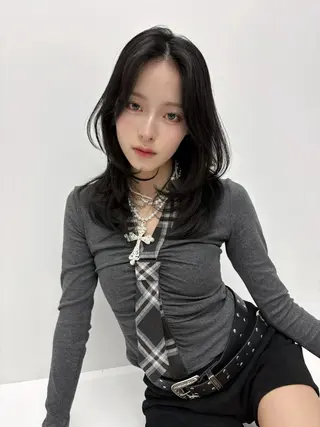 セミロング カラー 🎀優姫 🎀  韓国レイヤーのヘアスタイル