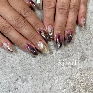 ネイル S. JEWELのネイルデザイン