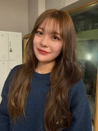 カラー 🌙ヘーゼルベージュ レイヤーカット🌙のヘアスタイル