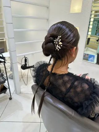 ロング カラー ヘアアレンジ タイトボブ個性派カラ ーAKANEのヘアスタイル