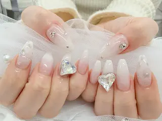 ネイル JOJOネイル所属・JOJO ネイルのネイルデザイン