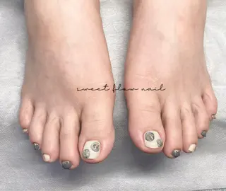 ネイル sweet flow nailのネイルデザイン
