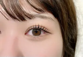 マツエク・マツパ MAQUM𖤐 Satsumiのマツエク・マツパデザイン