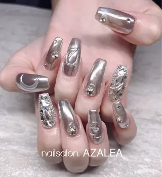 ネイル R inのネイルデザイン