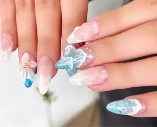 ネイル 大人可愛いネイル🎗 Hinaのネイルデザイン