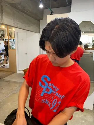 ミディアム メンズ シミズ アスカのヘアスタイル