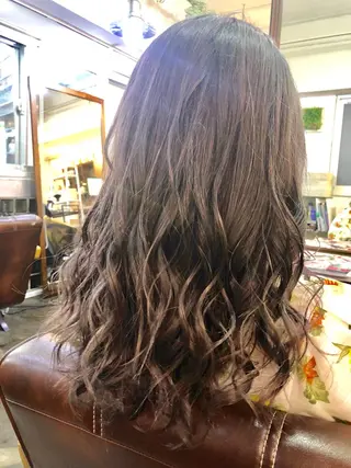 ロング 吉田 典弘のヘアスタイル