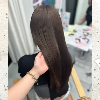 ロング ☘️中明度カラー/ 縮毛矯正ナミ☘️のヘアスタイル