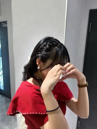 ミディアム ヘアアレンジ 彩華 🎀 西梅田美容室のヘアスタイル