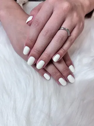 ネイル お気軽ビューティー Ewig ゆずはのネイルデザイン