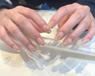 ネイル 友田 晴香のネイルデザイン