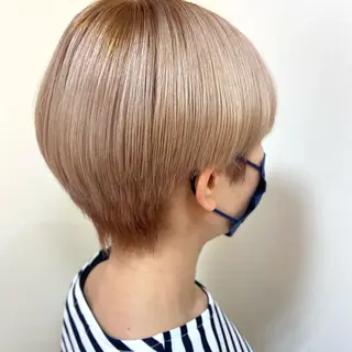 ショート カラー 沖山 雄一のヘアスタイル