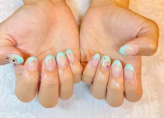 ネイル Reauty NailSalonのネイルデザイン