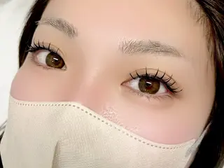 マツエク・マツパ CURUMI REBEST 京橋のマツエク・マツパデザイン