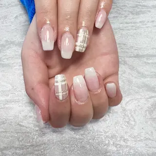 ネイル NAIL303 🛼 SHIORIのネイルデザイン