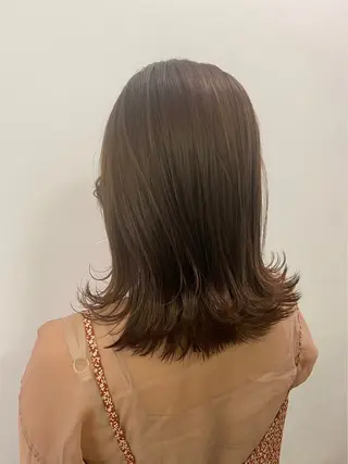 ミディアム 秋山 空澄のヘアスタイル