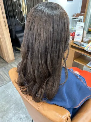 ロング カラー おおた きょうかのヘアスタイル