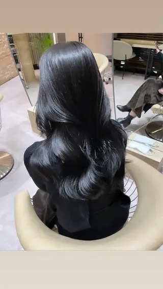 セミロング カラー レイヤー似合わせ 透明感カラーりきやのヘアスタイル