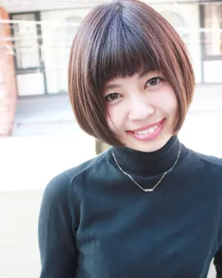 ショート カラー tuuli トゥーリのヘアスタイル
