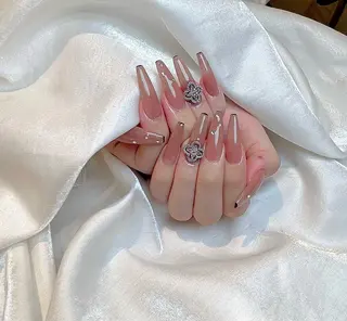 ネイル Lino+ ネイル&よもぎ蒸しのネイルデザイン