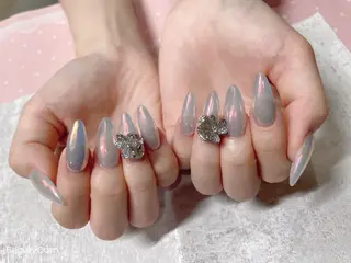 ミディアム ネイル 《LB》ラブリエ Nail&eyeのマツエク・マツパデザイン
