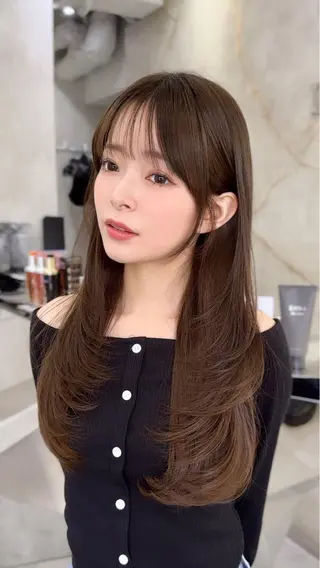 ミディアム レイヤーと顔まわり 大好き❣️関口拓馬のヘアスタイル