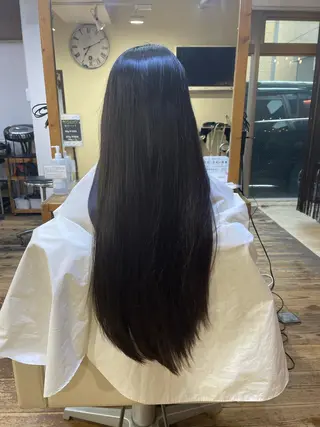 ロング 山木 裕子のヘアスタイル
