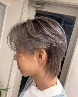 ミディアム カラー パーマ ヘアアレンジ メンズ メンズバレイヤージュ 🌫ハイライトのヘアスタイル