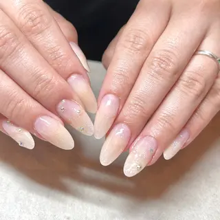 ネイル 信太 由貴子のネイルデザイン