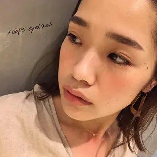 ショート カラー ネイル マツエク・マツパ illum hicariのネイルデザイン