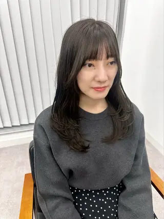 ミディアム カラー パーマ ヘアアレンジ メンズ キッズ 骨格レイヤーカット 🌿美髪縮毛矯正のヘアスタイル