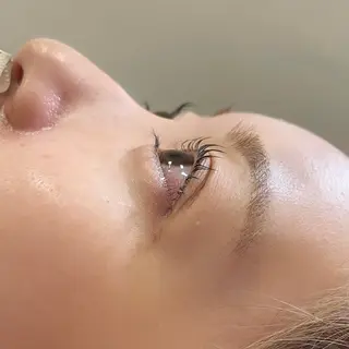マツエク・マツパ ZAZA Wakaの眉毛・アイブロウイメージ