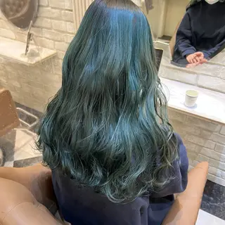 ロング カラー ゆう🫧 透明感/ハイトーンのヘアスタイル