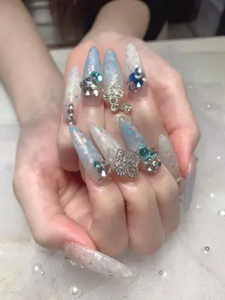 ネイル uu ネイルサロン関内🌼のネイルデザイン