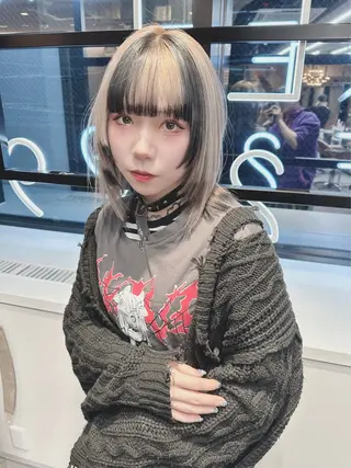 ミディアム カラー りん 🎀韓国スタイルのヘアスタイル