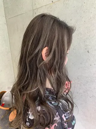 ロング 市村 正義のヘアスタイル