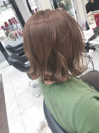 ミディアム 岸 保奈美のヘアスタイル