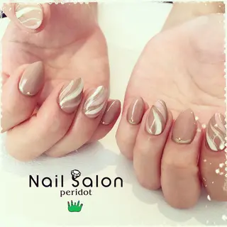 ネイル ペリドット えみのネイルデザイン