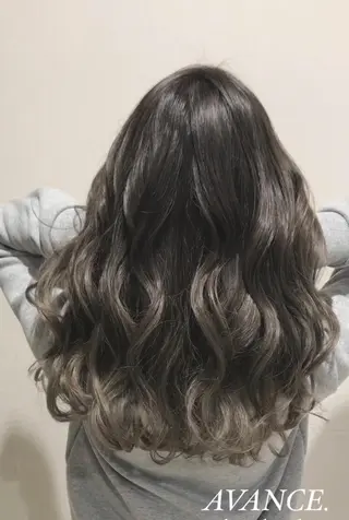 ロング カラー 🎊ルービック 京橋店💛のヘアスタイル