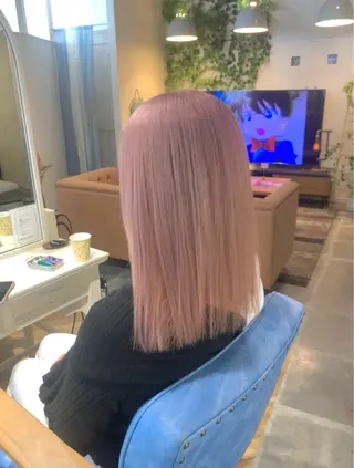 ミディアム カラー Leia所属・ムラヨシ ショータのヘアスタイル