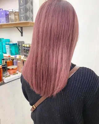 ミディアム カラー ☀️透明感color KURO☀️のヘアスタイル