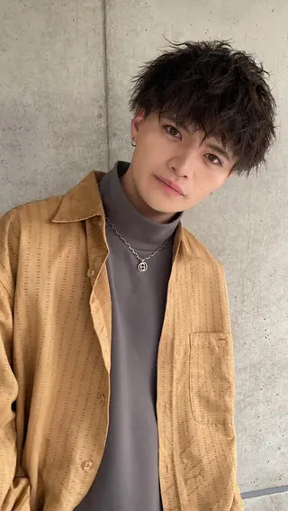 カラー *メンズ専門アカデミ ー🔥BLUCK🏁のヘアスタイル