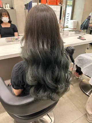 セミロング カラー パーマ ヘアアレンジ メンズ キッズ ネイル マツエク・マツパ アイブロウ 🦋韓国レイヤー｜ 透明感グレージュ🦋のヘアスタイル