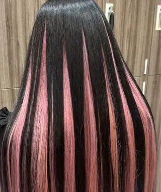 ロング カラー 【複雑履歴ブリーチ】 中村　玲仁のヘアスタイル