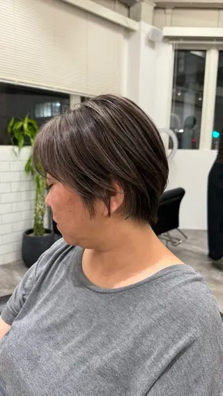 ショート カラー バレイヤージュモデル 募集👒ヨンスクのヘアスタイル